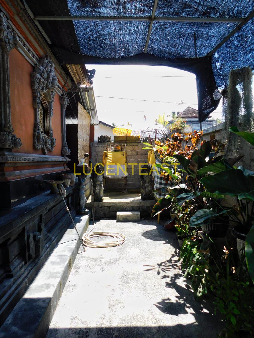 JUAL RUMAH STYLE BALI RENON