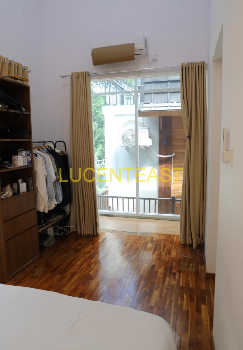 DIJUAL VILLA LOKASI KEROBOKAN