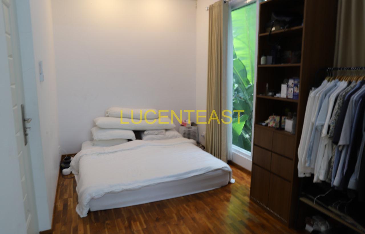 DIJUAL VILLA LOKASI KEROBOKAN