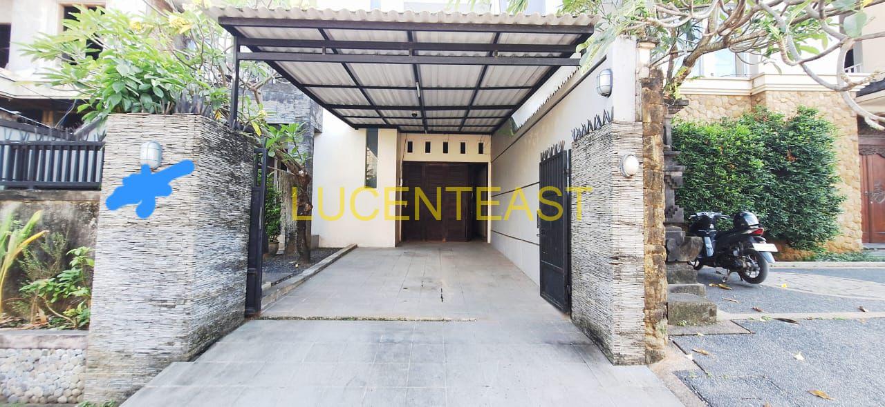 DIJUAL RUMAH LOKASI PREMIUM RENON