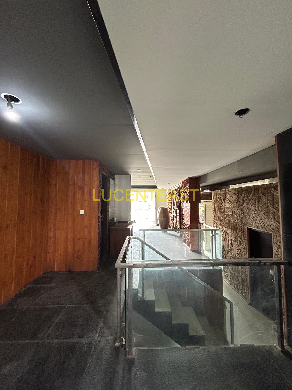 JUAL RUMAH JANTUNG KOTA RENON