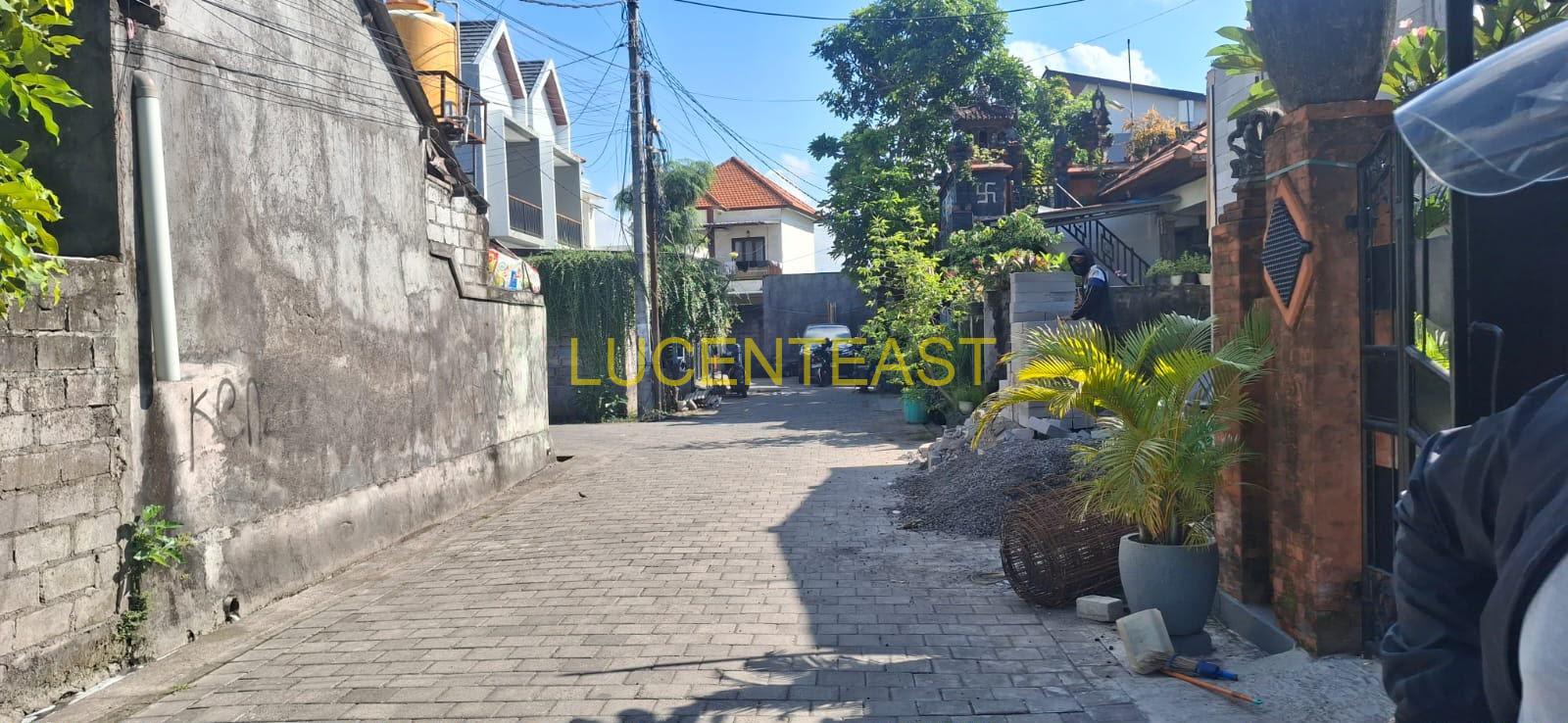 DIJUAL TANAH DI PERUMAHAN KESIMAN