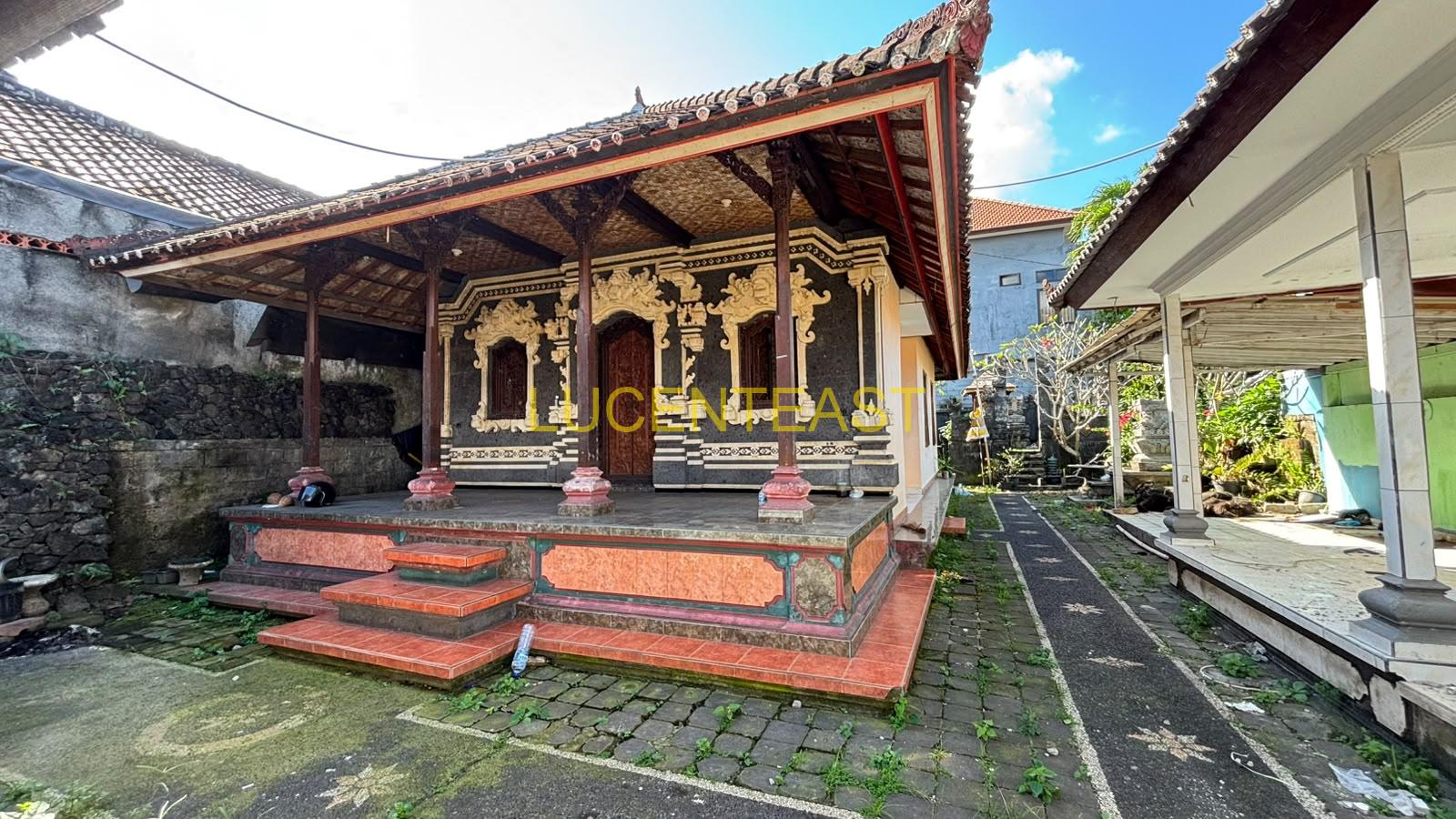 DIJUAL RUMAH STYLE BALI LOKASI ABIANBASE