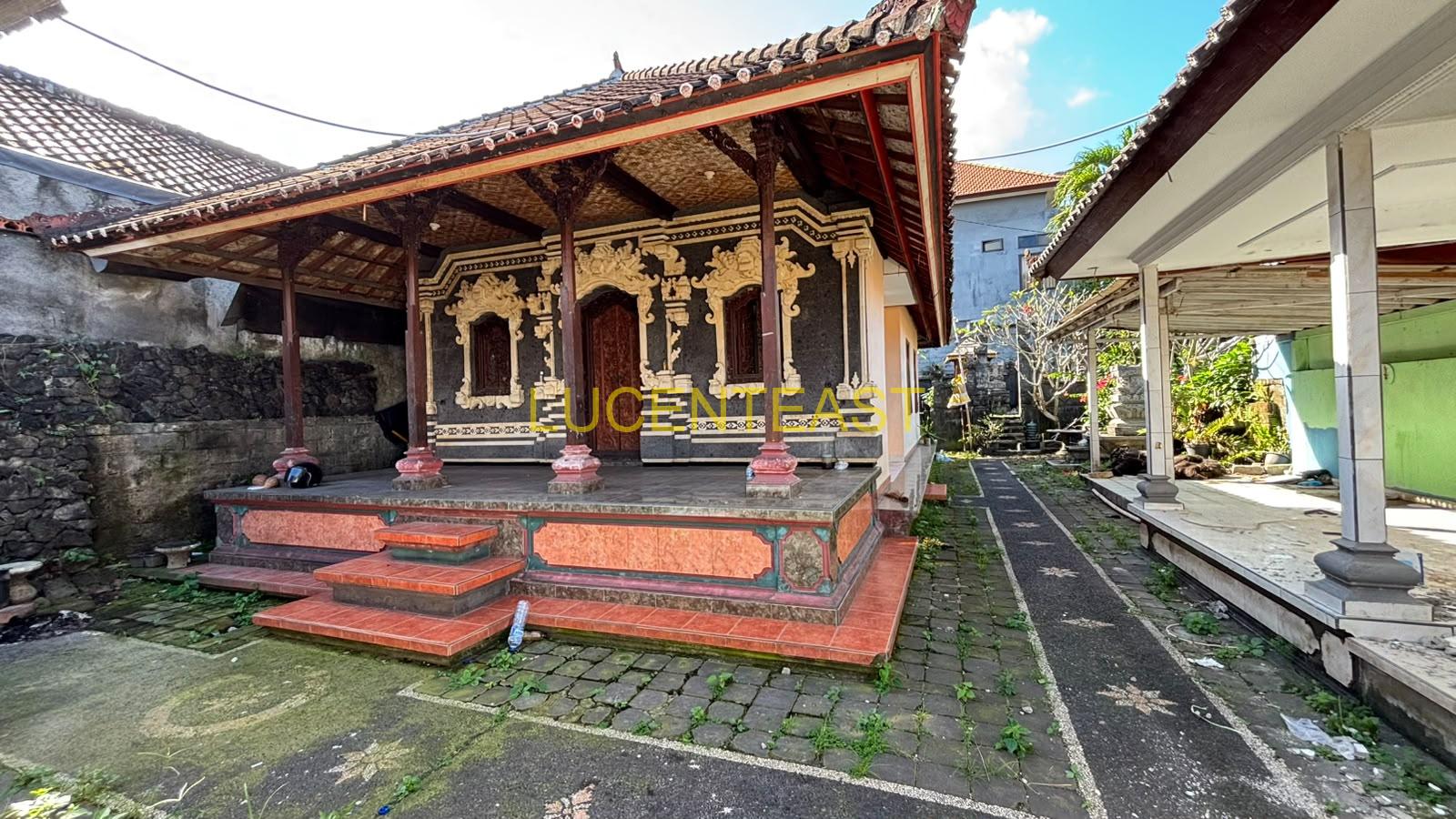 DIJUAL RUMAH STYLE BALI LOKASI ABIANBASE