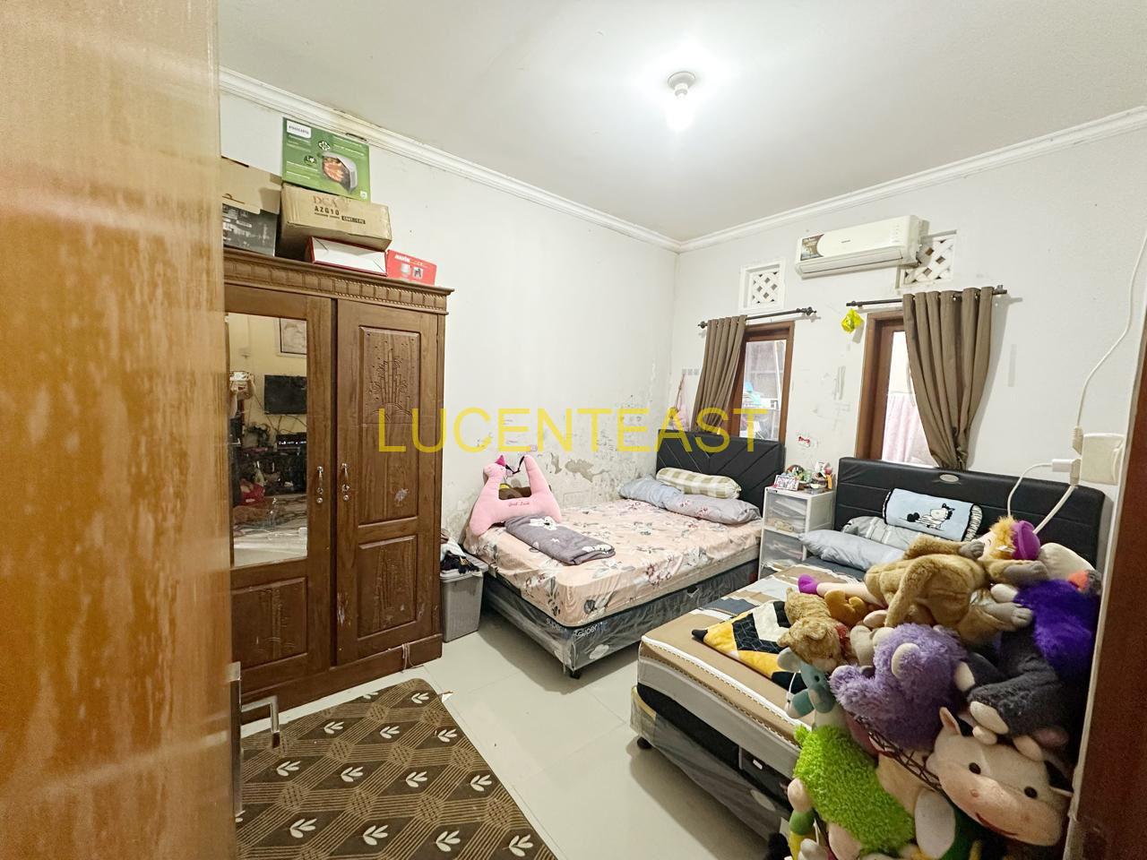 DIJUAL RUMAH LOKASI STRATEGIS BUANA RAYA