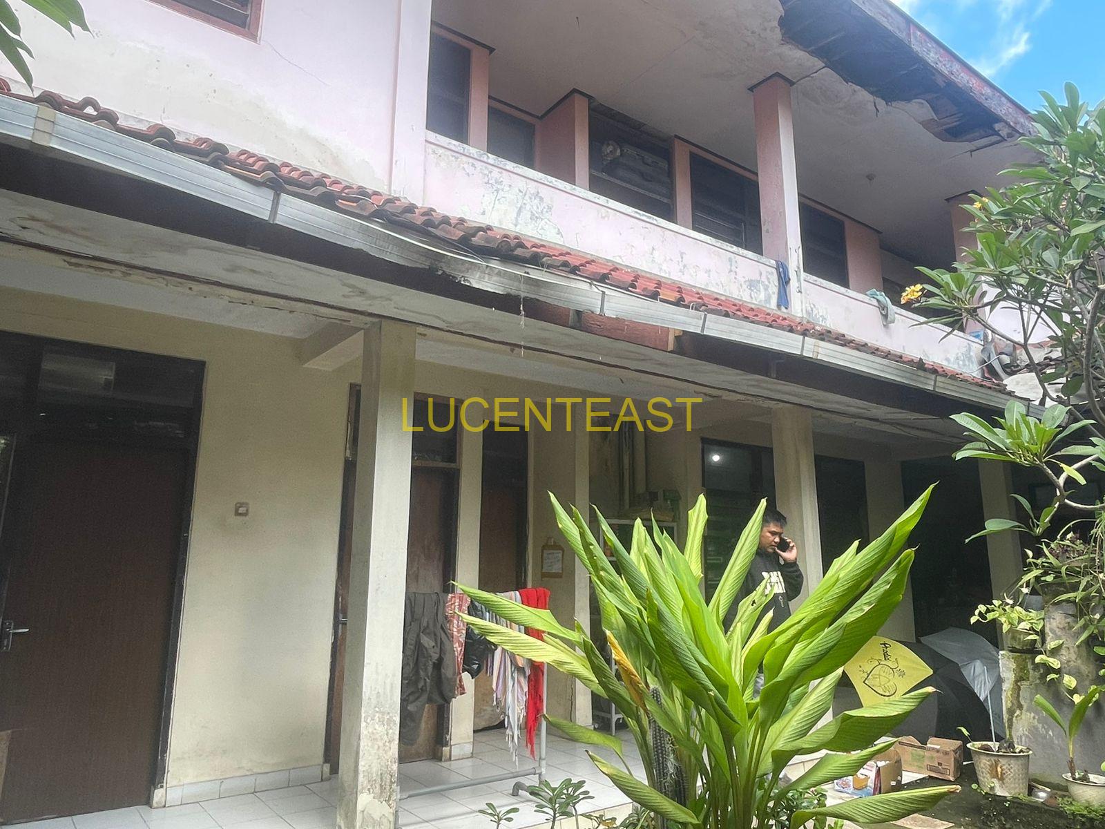 DIJUAL TANAH BONUS RUMAH STYLE BALI KESIMAN
