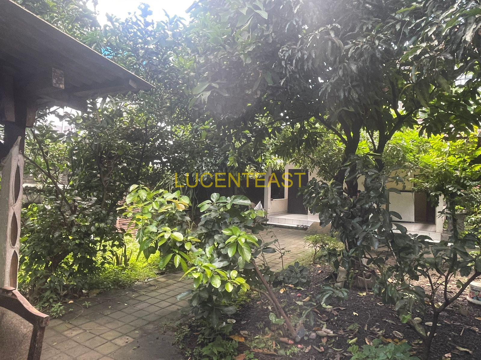 DIJUAL TANAH BONUS RUMAH STYLE BALI KESIMAN
