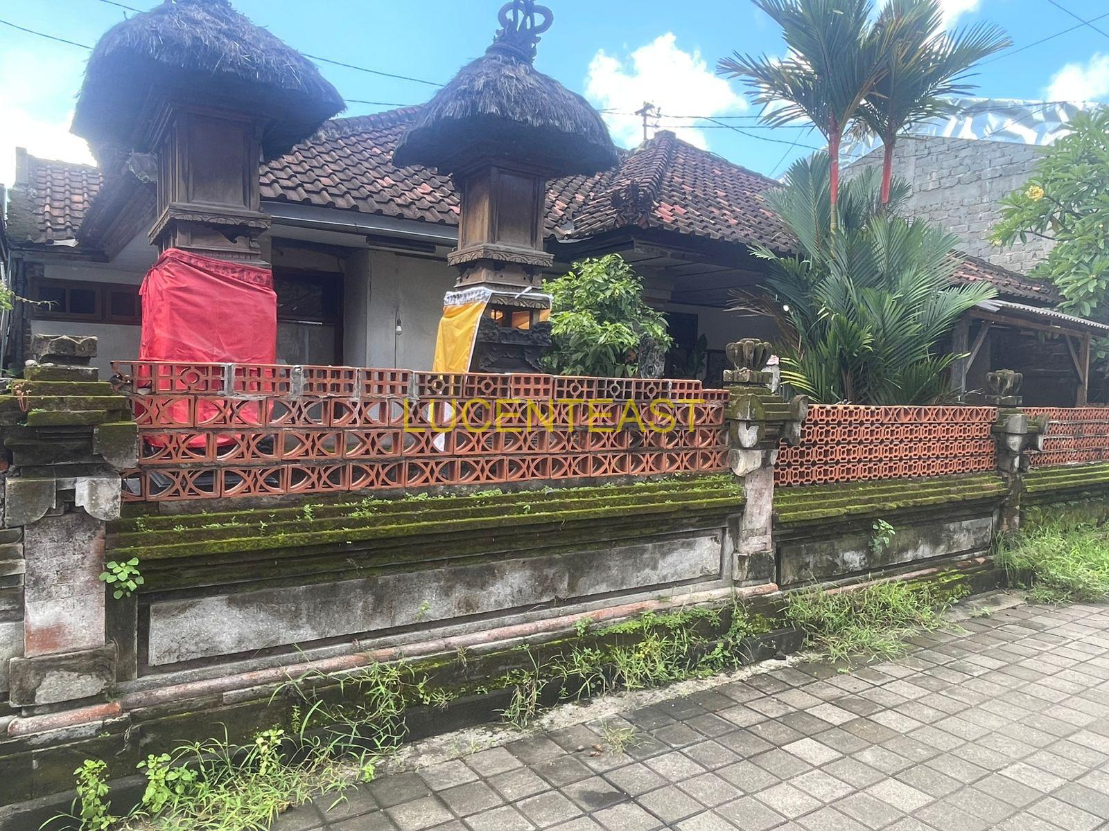 DIJUAL TANAH BONUS RUMAH STYLE BALI KESIMAN