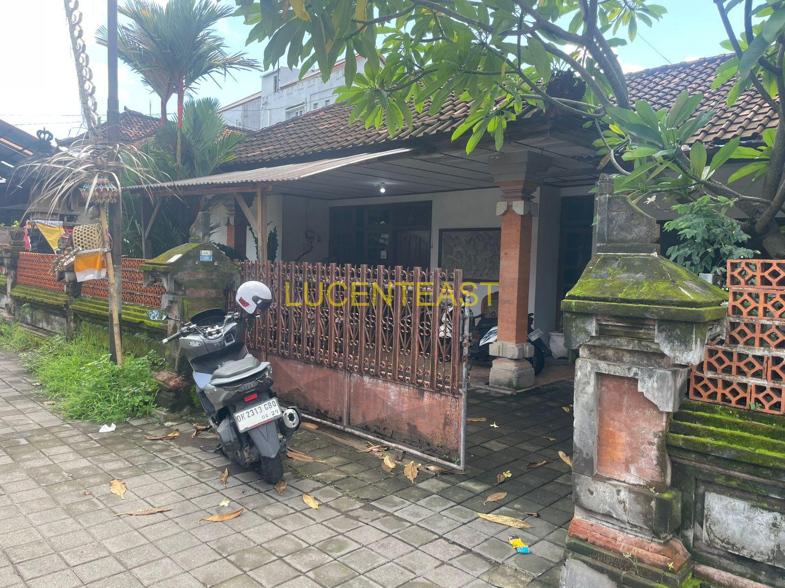 DIJUAL TANAH BONUS RUMAH STYLE BALI KESIMAN