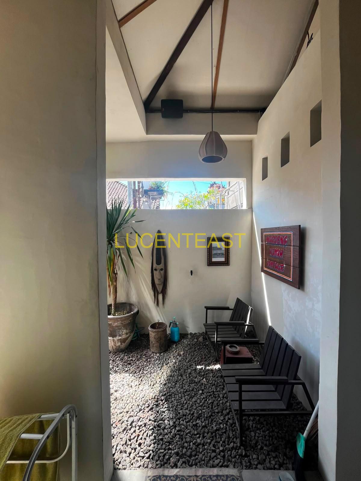 JUAL RUMAH BAGUS KESIMAN