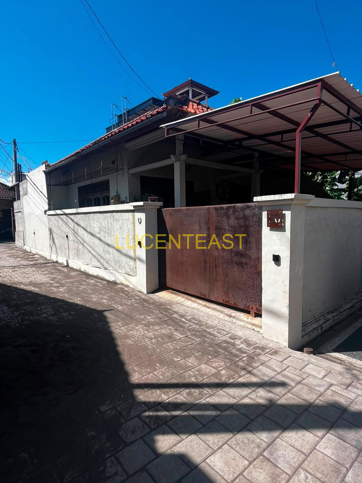 JUAL RUMAH BAGUS KESIMAN