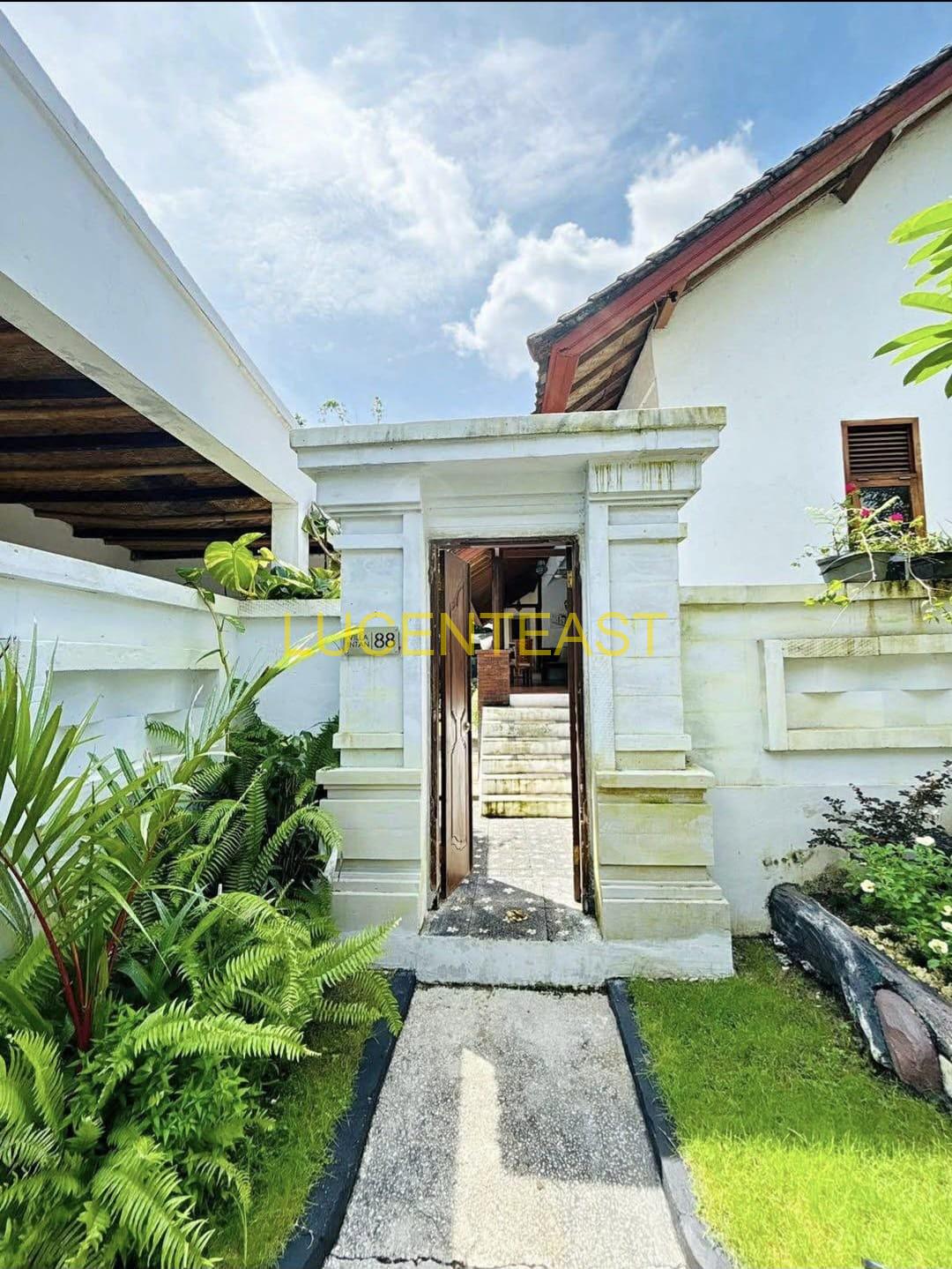 DIJUAL VILLA VIEW SUNGAI BATUBULAN
