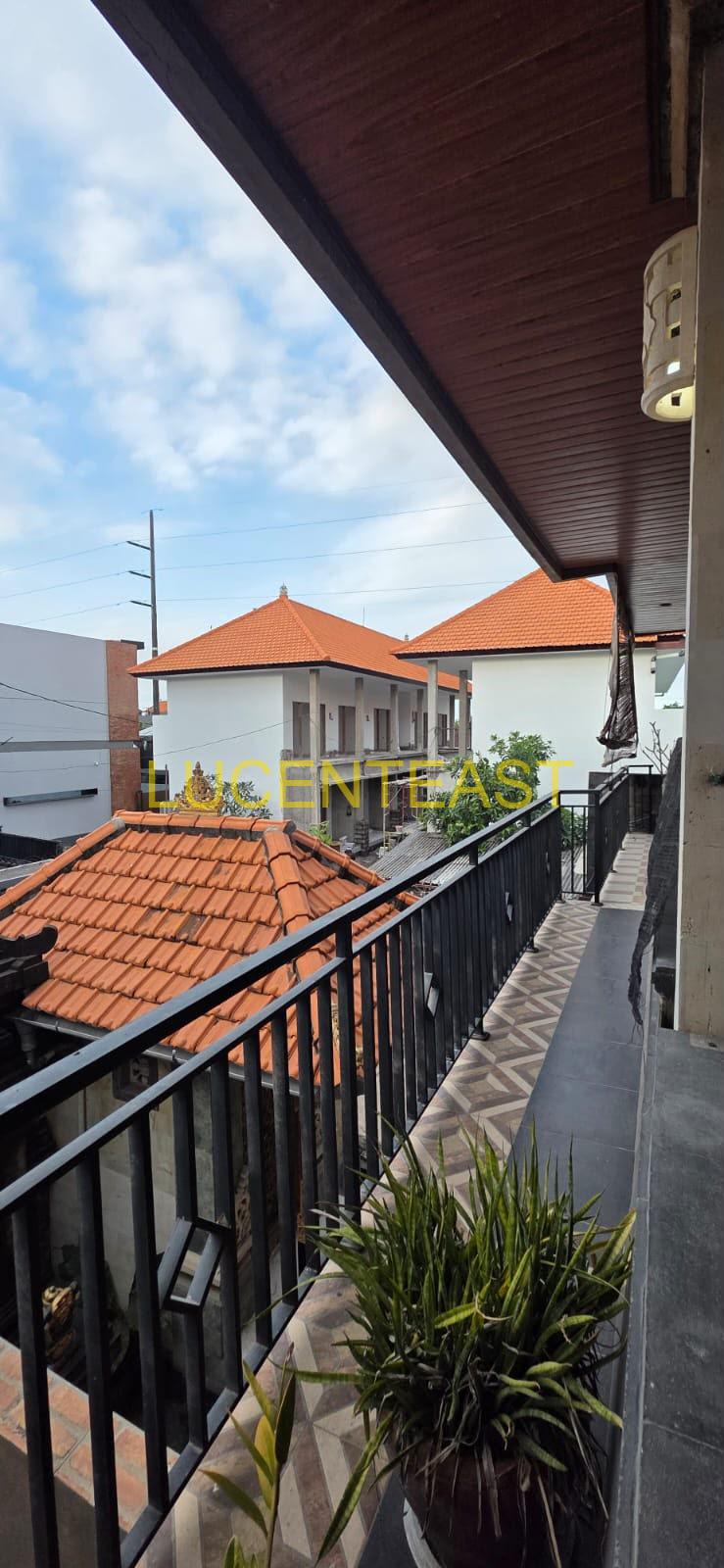 JUAL RUMAH 2 LANTAI SEDAP MALEM