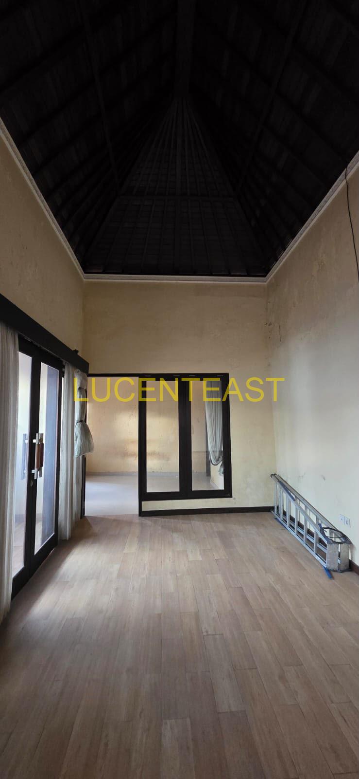JUAL RUMAH 2 LANTAI SEDAP MALEM