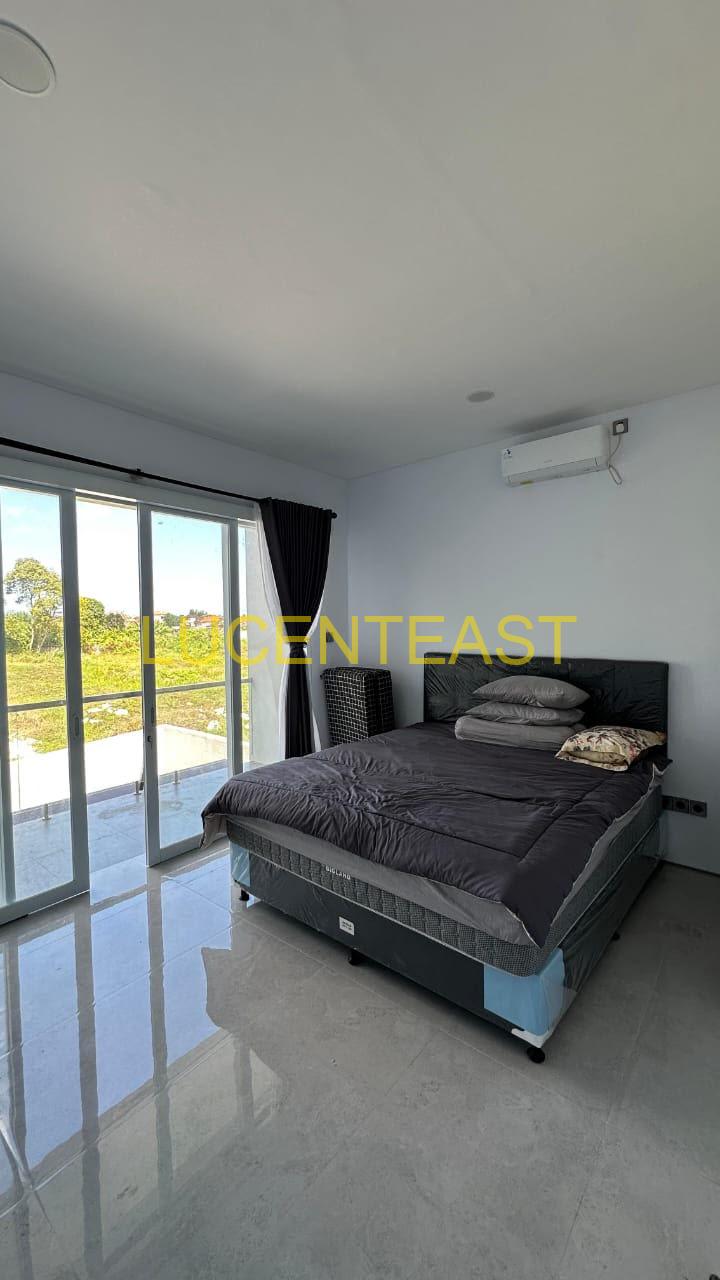 DIJUAL VILLA CANGGU