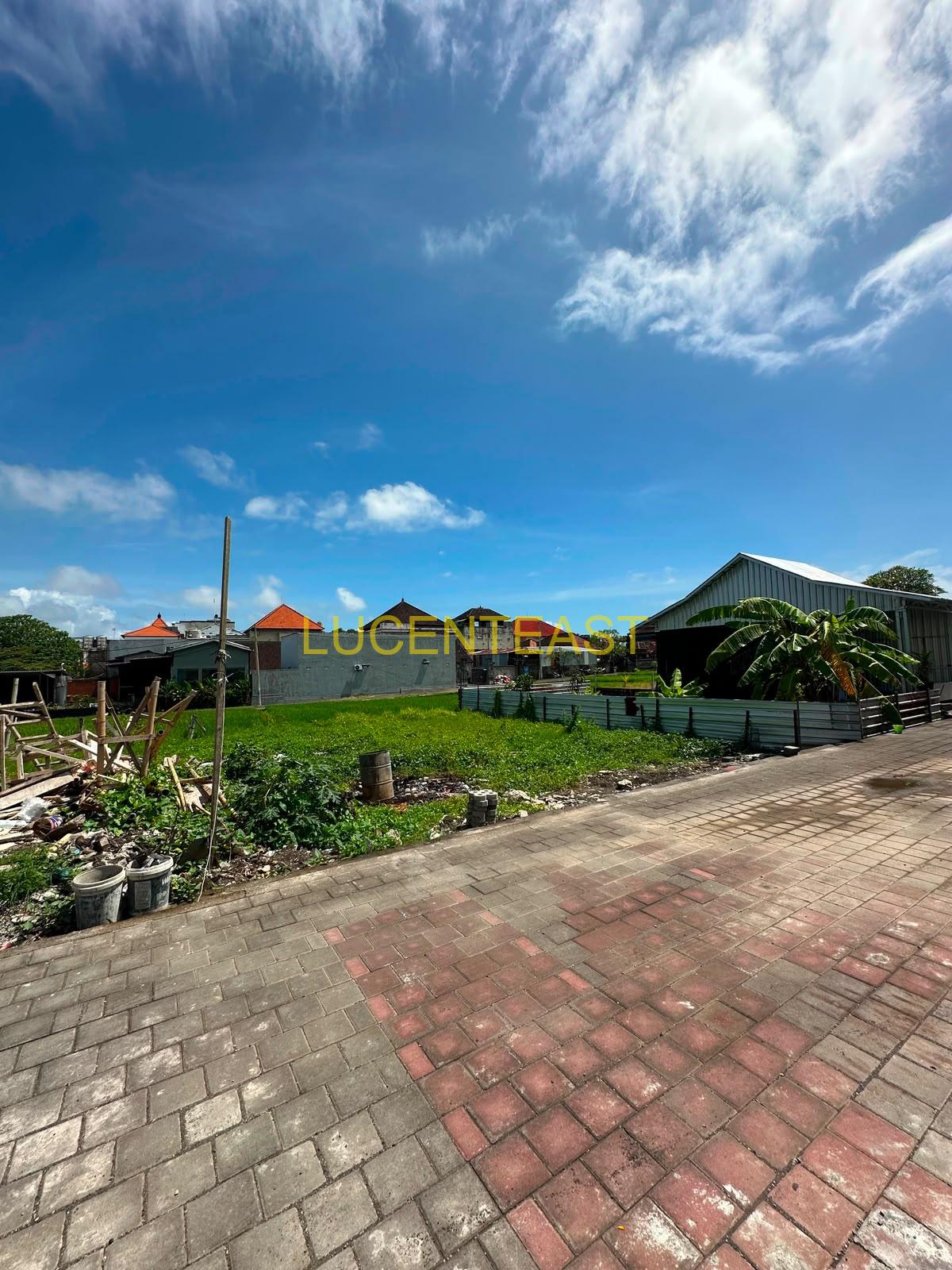 DIJUAL TANAH LOKASI SEMINYAK