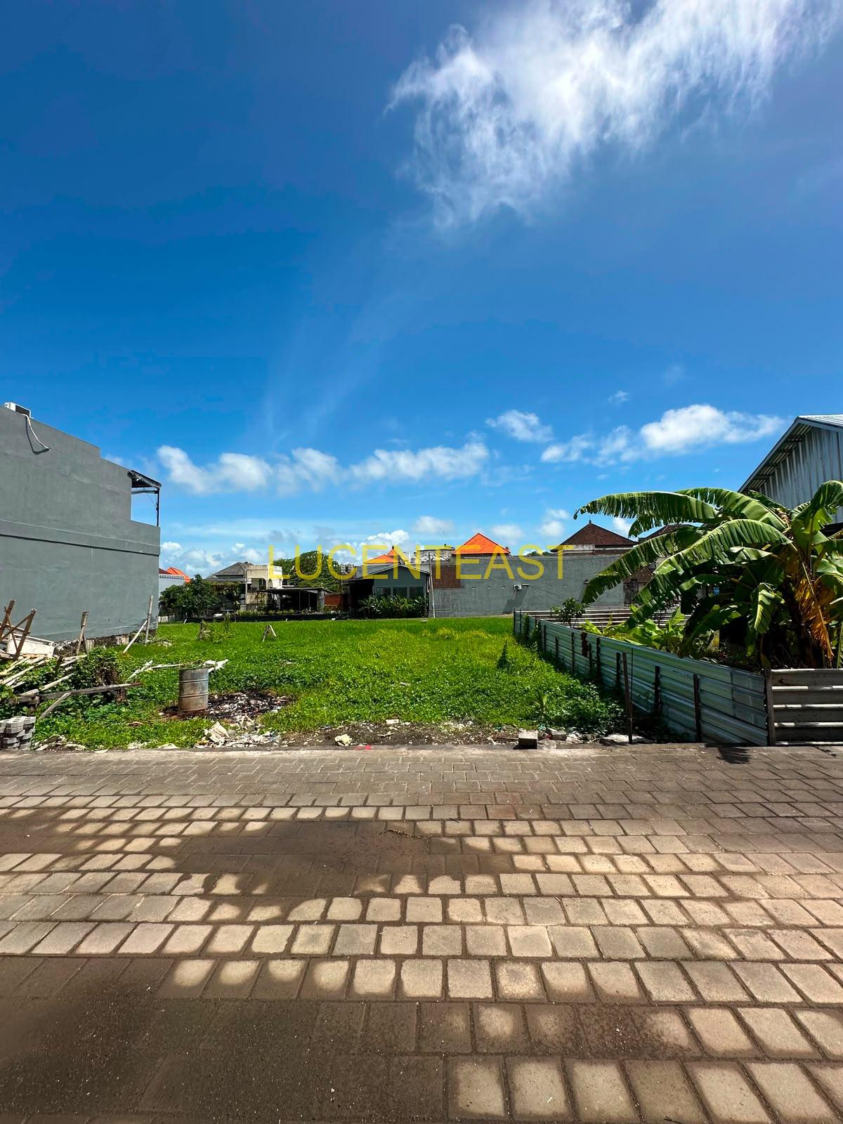 DIJUAL TANAH LOKASI SEMINYAK
