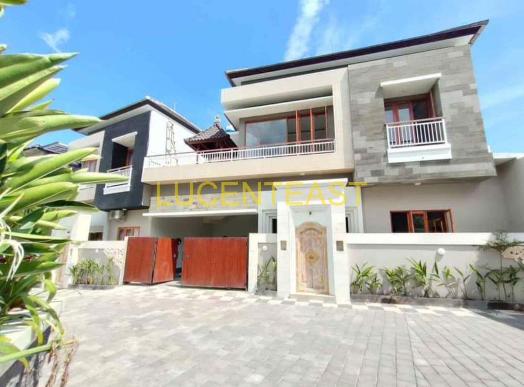 DIJUAL RUMAH 2 LANTAI SEDAP MALAM