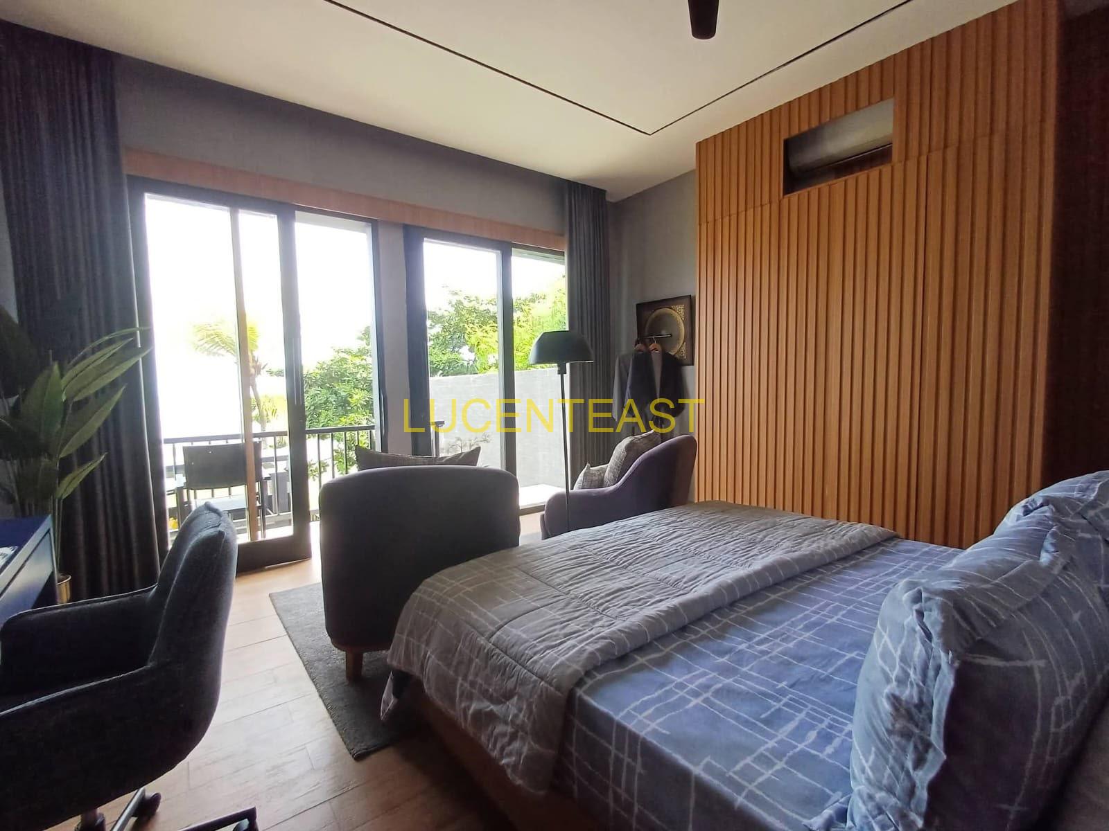 DIJUAL VILLA BRAND NEW LOS PANTAI GIANYAR