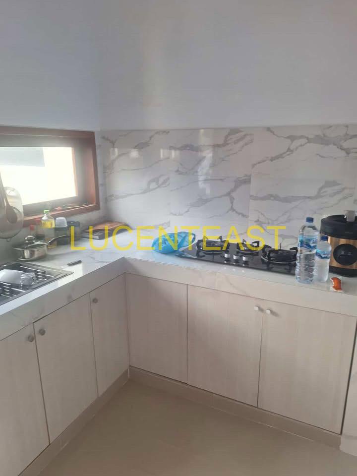 DIJUAL RUMAH LOKASI GATSU TIMUR