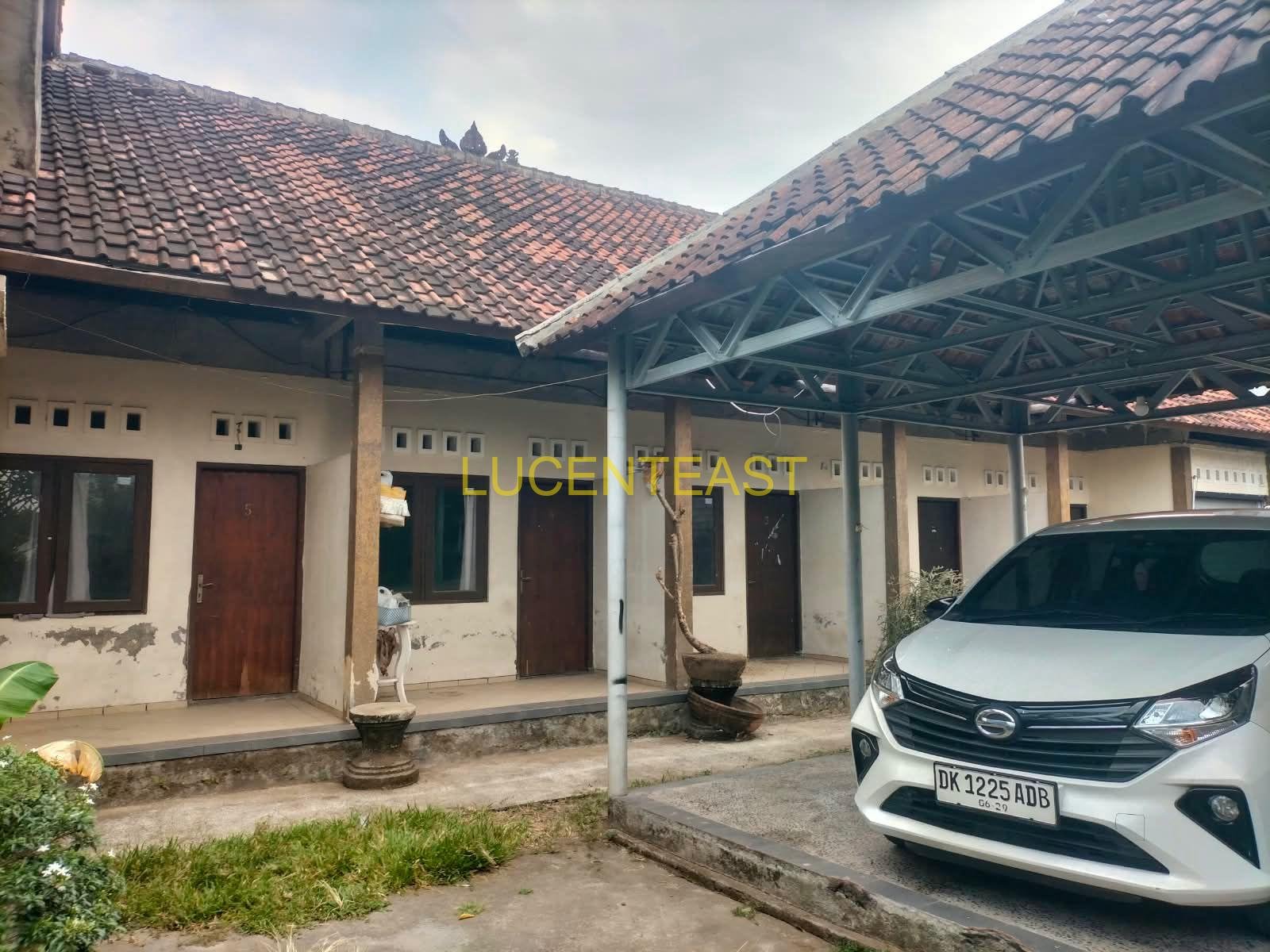 JUAL TANAH BONUS RUMAH KOST RENON