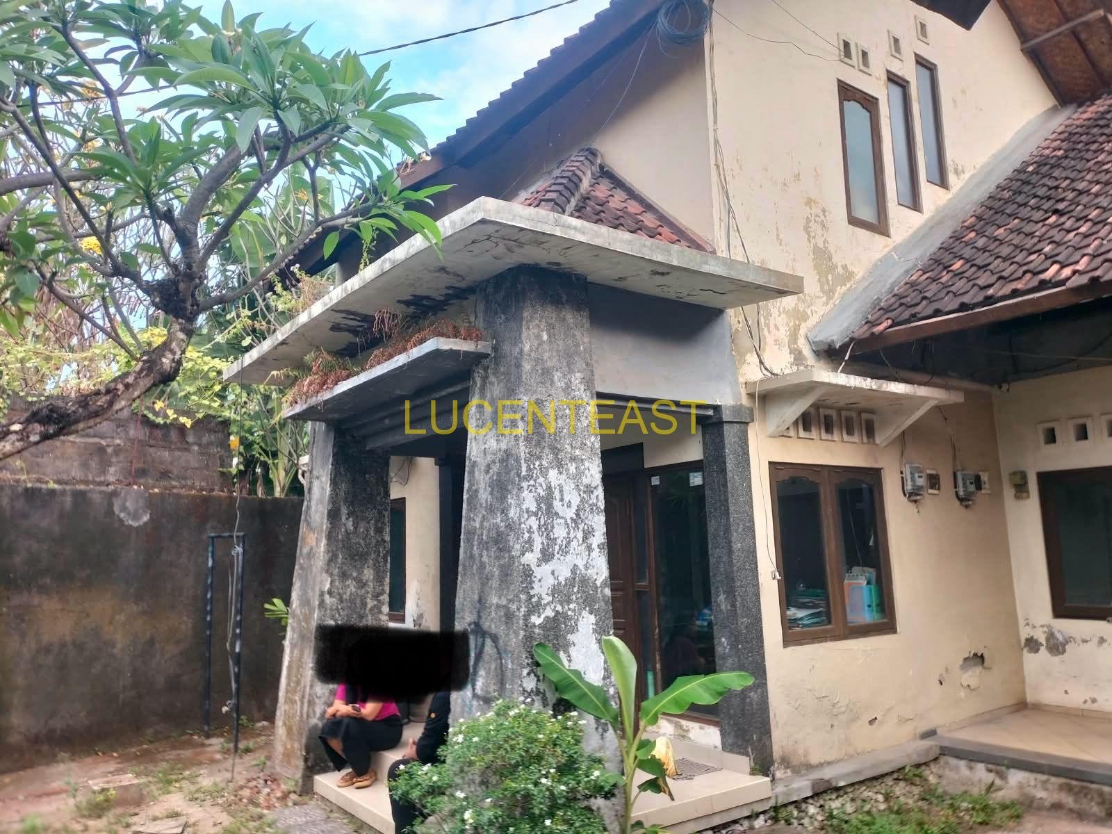 JUAL TANAH BONUS RUMAH KOST RENON