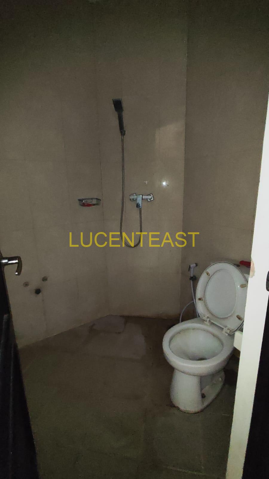 DIJUAL GEDUNG KOST LOKASI STARTEGIS RENON