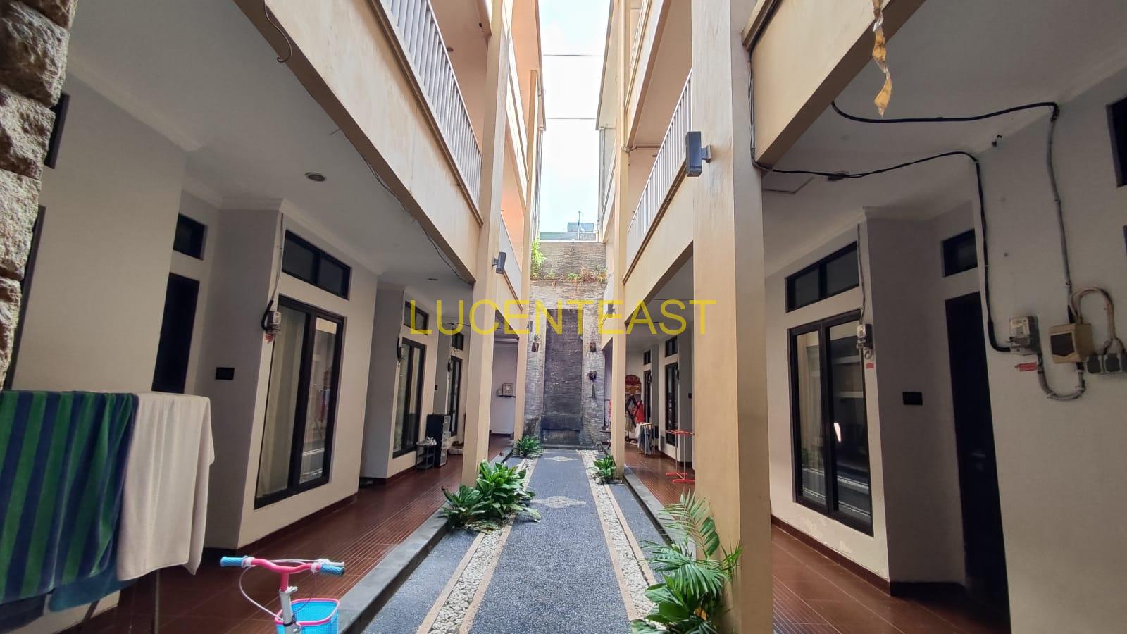DIJUAL GEDUNG KOST LOKASI STARTEGIS RENON