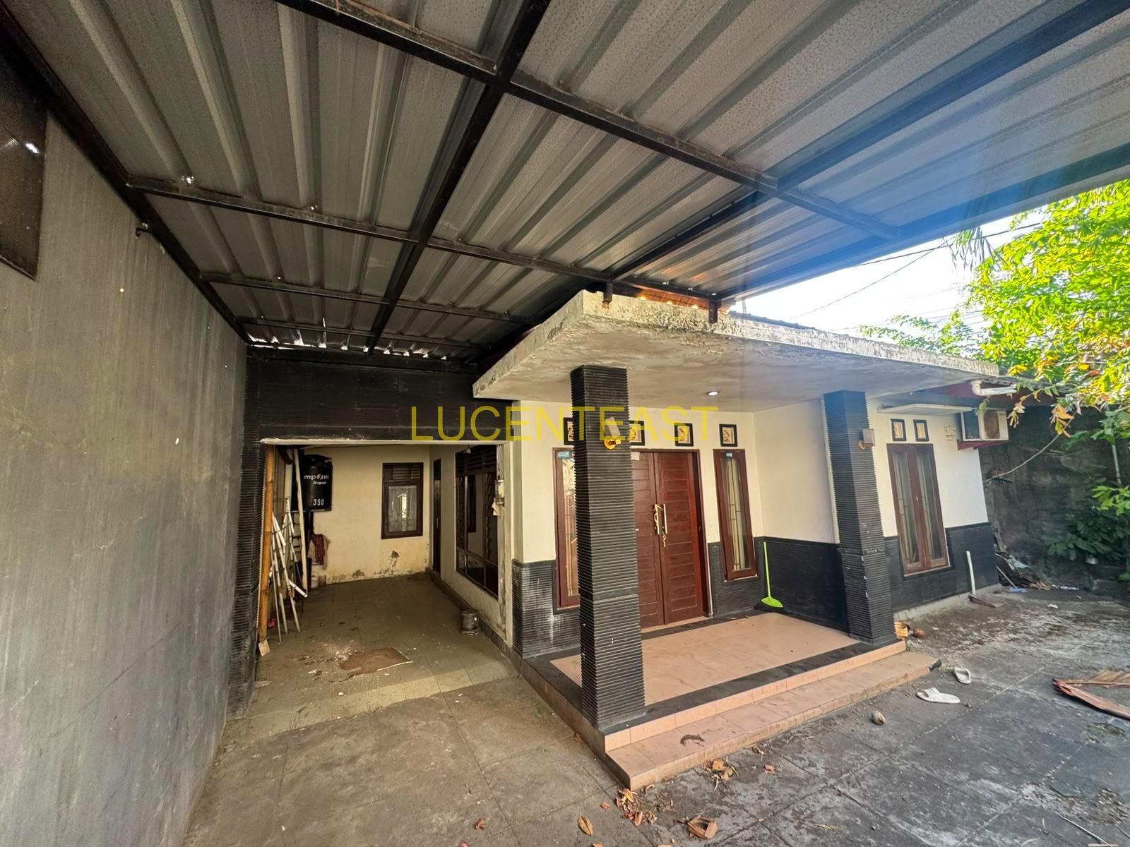 DIJUAL RUMAH LOKASI PRIME HAYAM WURUK