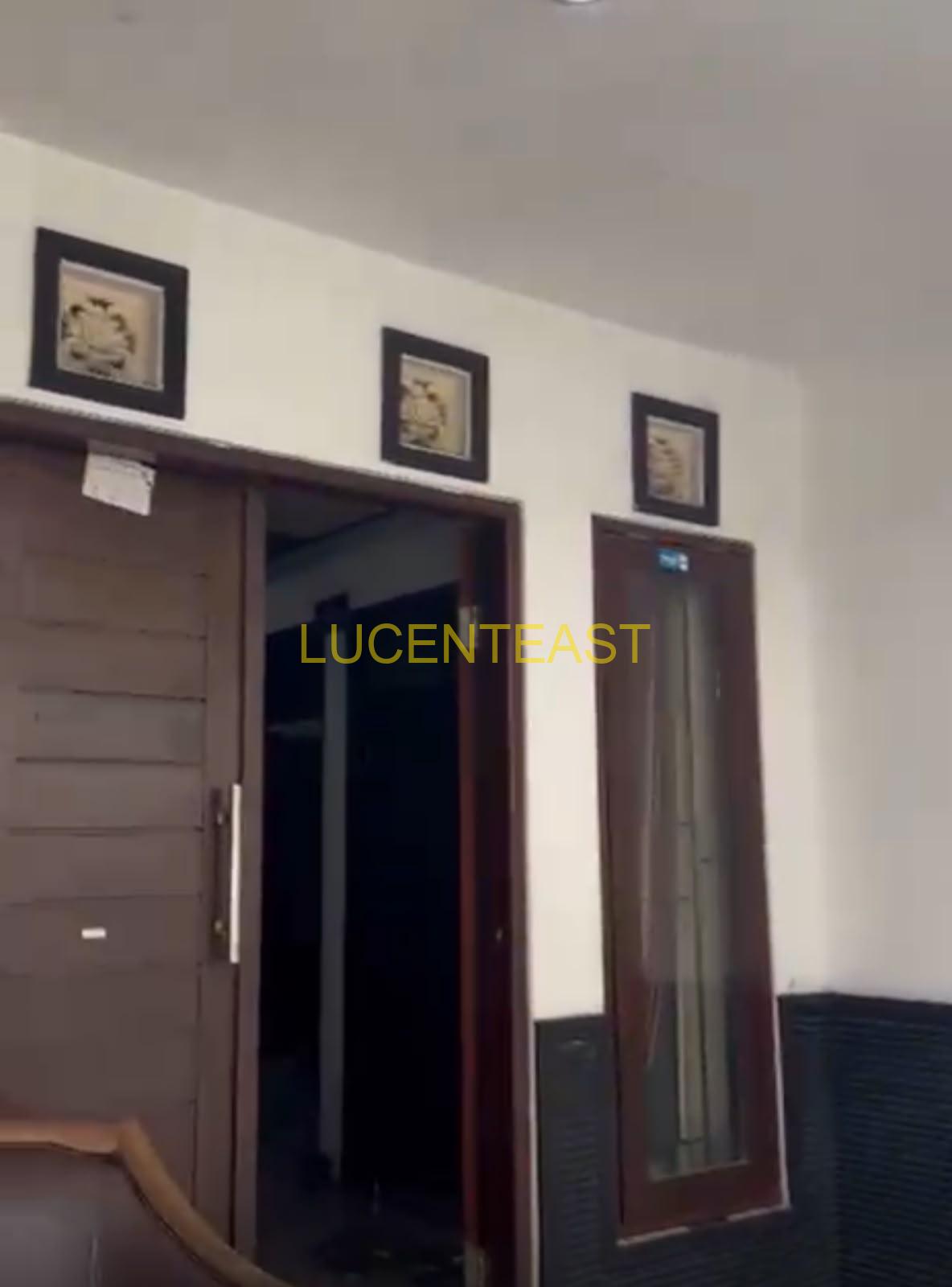 DIJUAL RUMAH LOKASI PRIME HAYAM WURUK