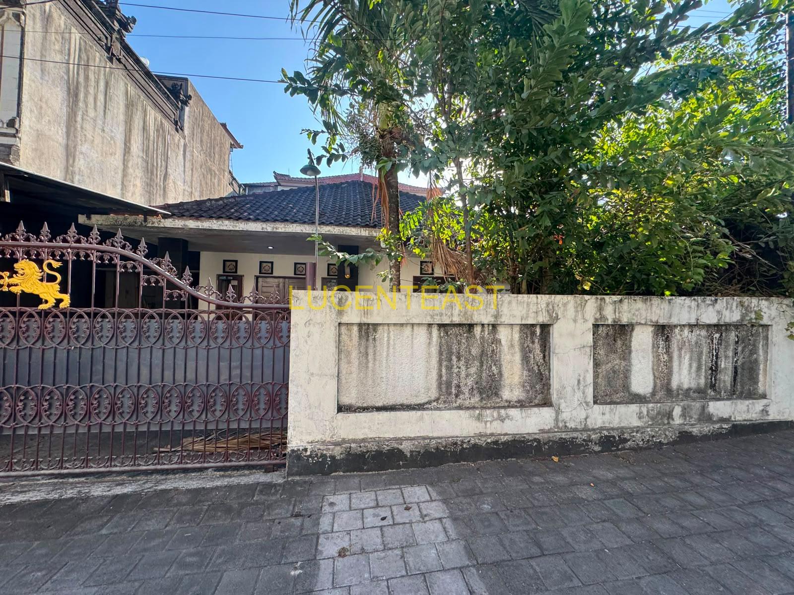 DIJUAL RUMAH LOKASI PRIME HAYAM WURUK