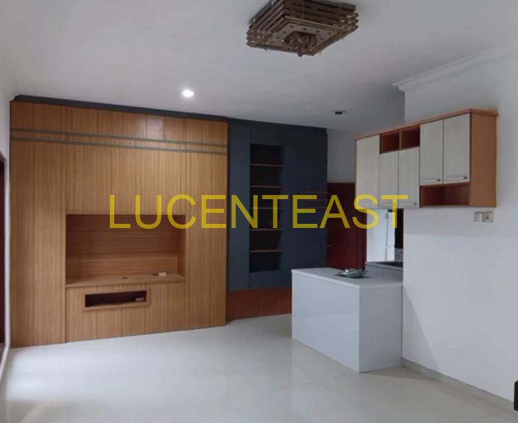 JUAL RUMAH 2 LANTAI TK.BADUNG-RENON