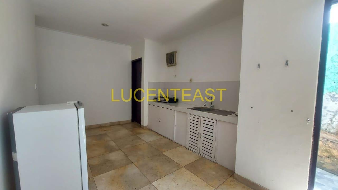 DIJUAL RUMAH LOKASI ELITE KEROBOKAN