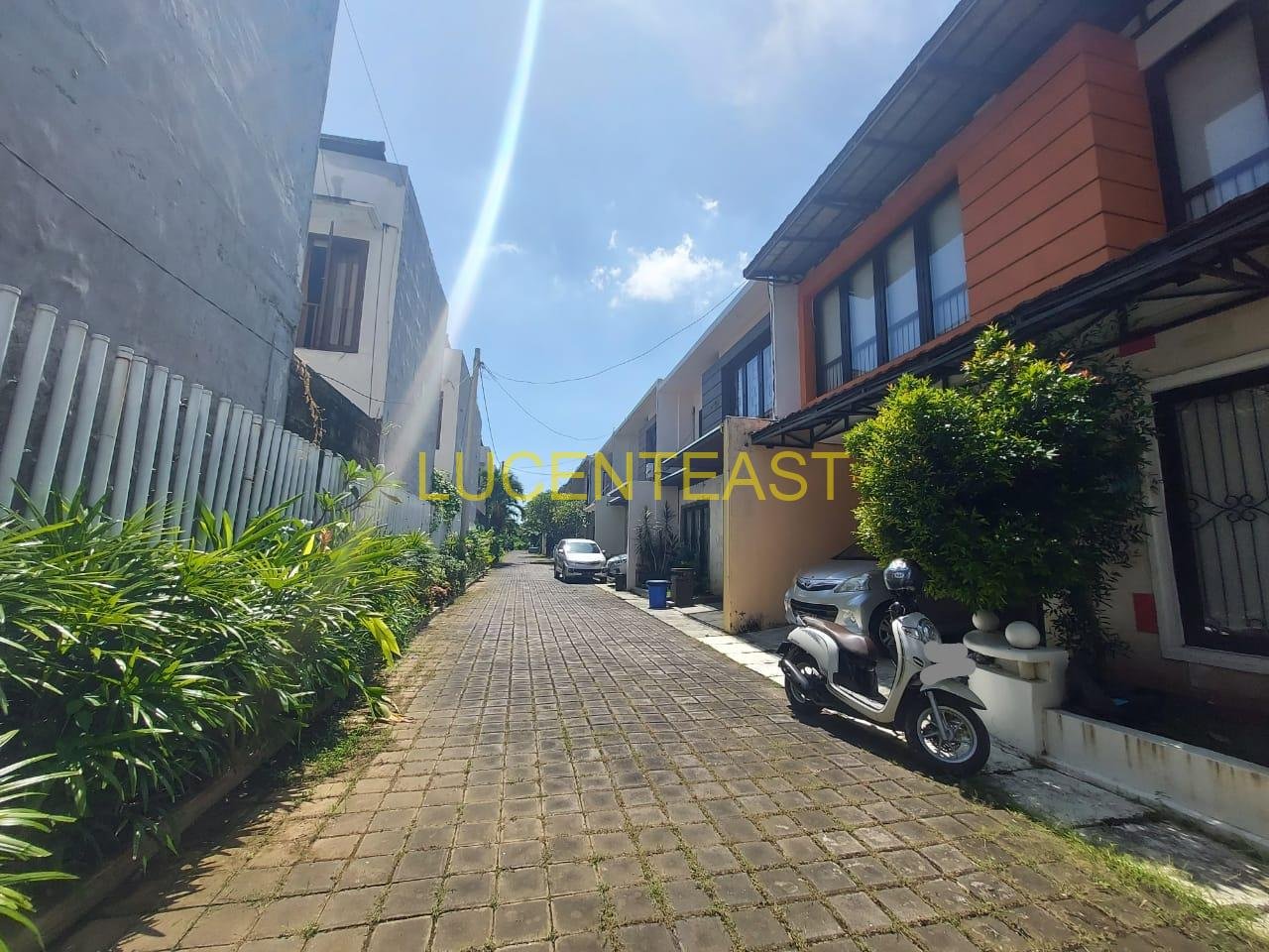 DIJUAL RUMAH LOKASI ELITE KEROBOKAN