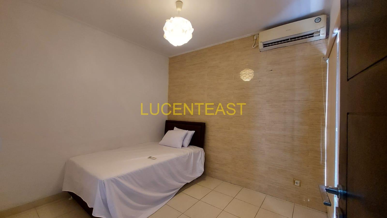 DIJUAL RUMAH LOKASI ELITE KEROBOKAN