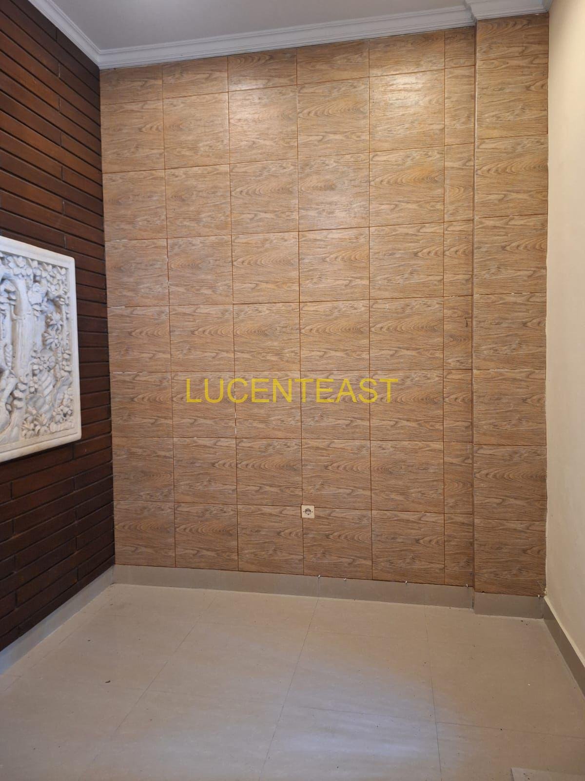 JUAL RUMAH 2 LANTAI GIANYAR