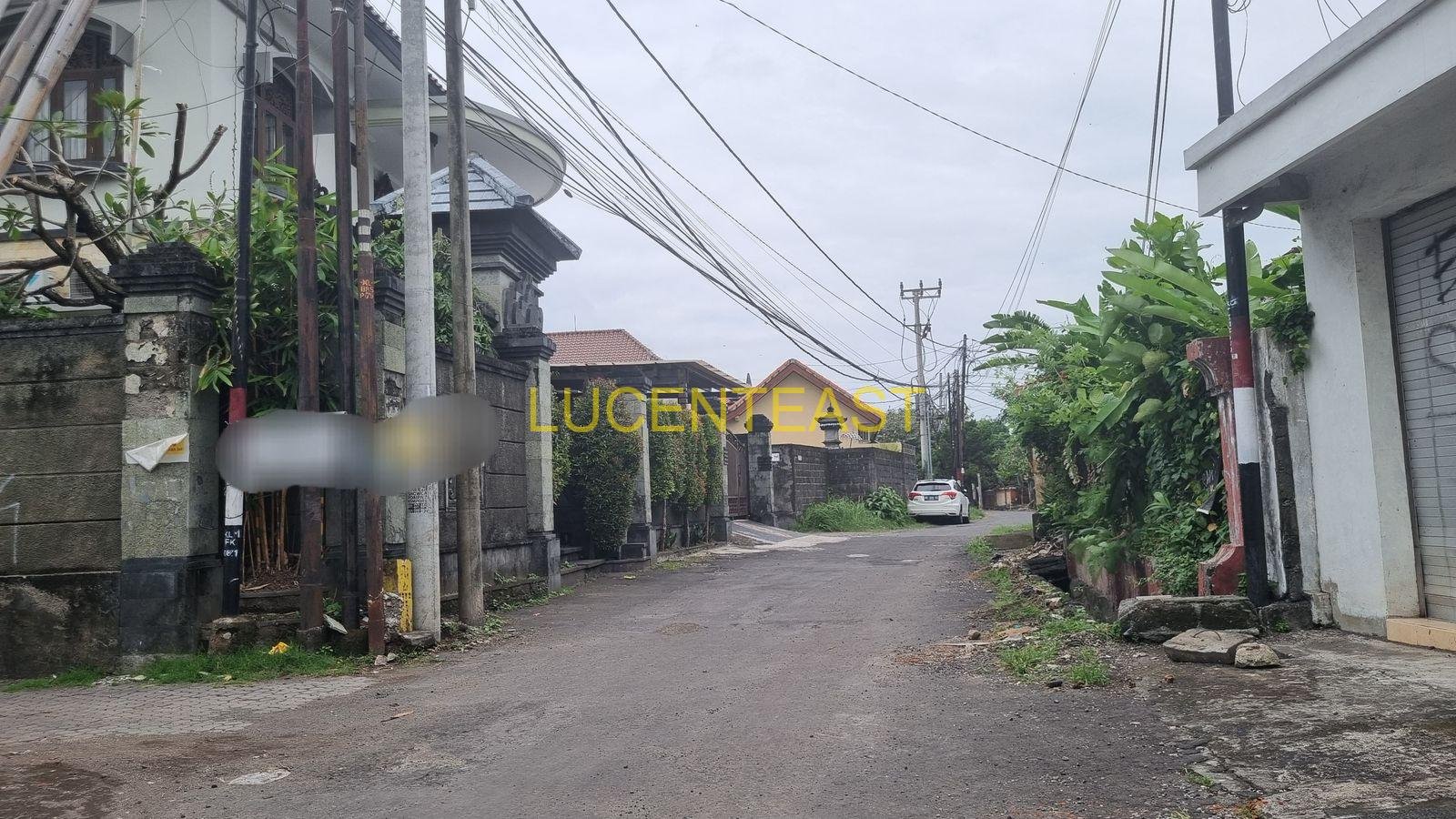 JUAL RUMAH LOKASI STARTEGIS RENON