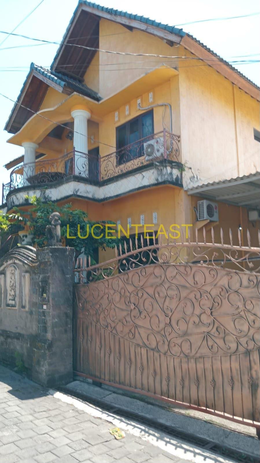 DI JUAL RUMAH 2 LANTAI-KESIMAN