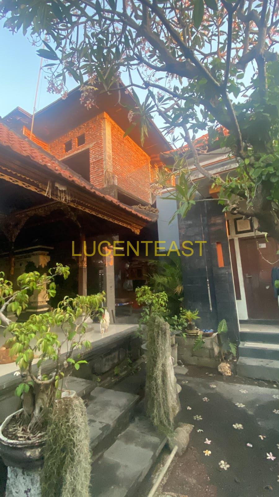 DIJUAL TANAH B0NUS RUMAH STYLE BALI