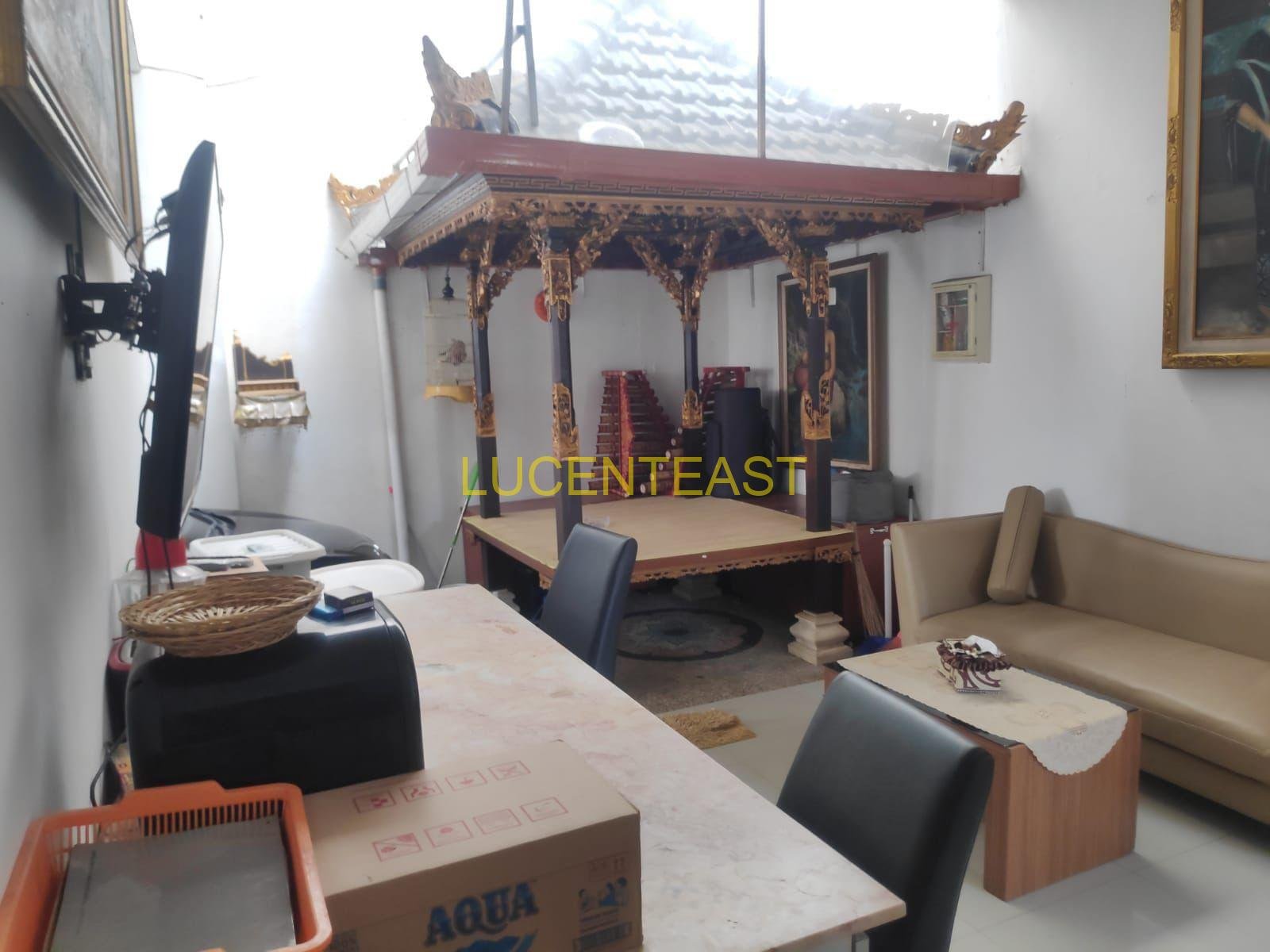 DIJUAL RUMAH MEWAH AREA DENPASAR
