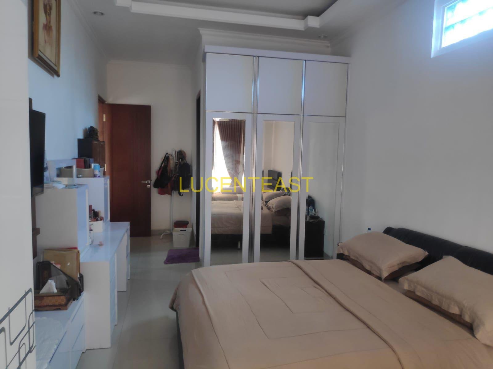 DIJUAL RUMAH MEWAH AREA DENPASAR