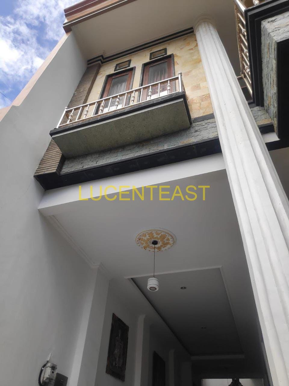 DIJUAL RUMAH MEWAH AREA DENPASAR