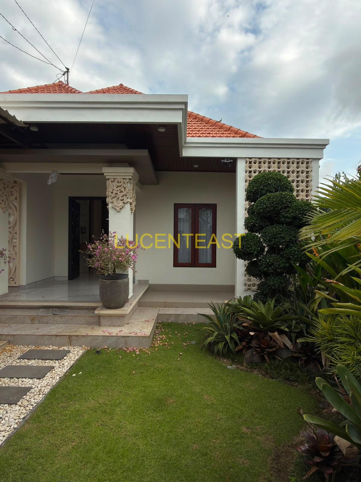 JUAL RUMAH GRESS DAN BARU RENON