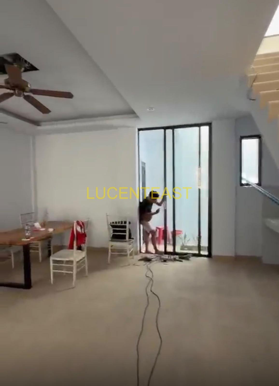 JUAL RUMAH BARU DI KEBO IWA