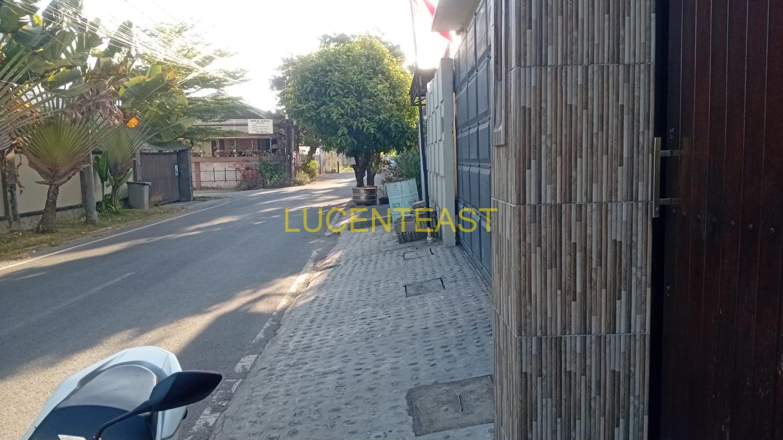 JUAL RUMAH LOKASI PRIME RENON
