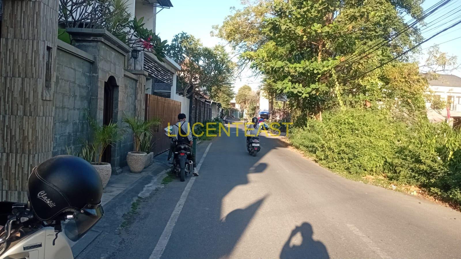 JUAL RUMAH LOKASI PRIME RENON