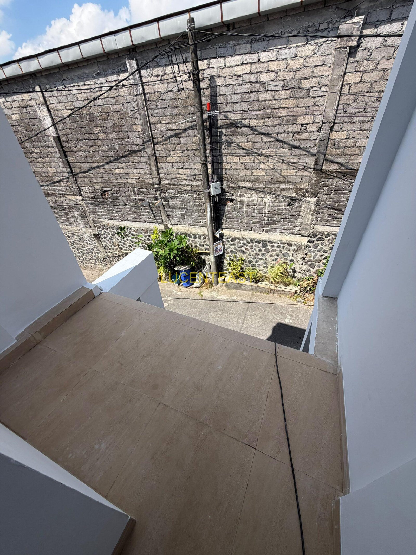 BRAND NEW HOUSE SEMI VILLA-KEBO IWA
