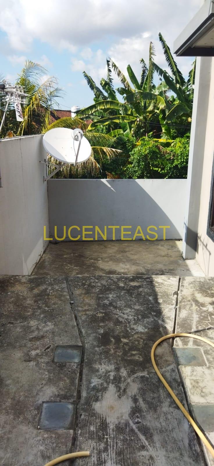 DIJUAL RUMAH LOKASI PUSAT KOTA GATSU BARAT