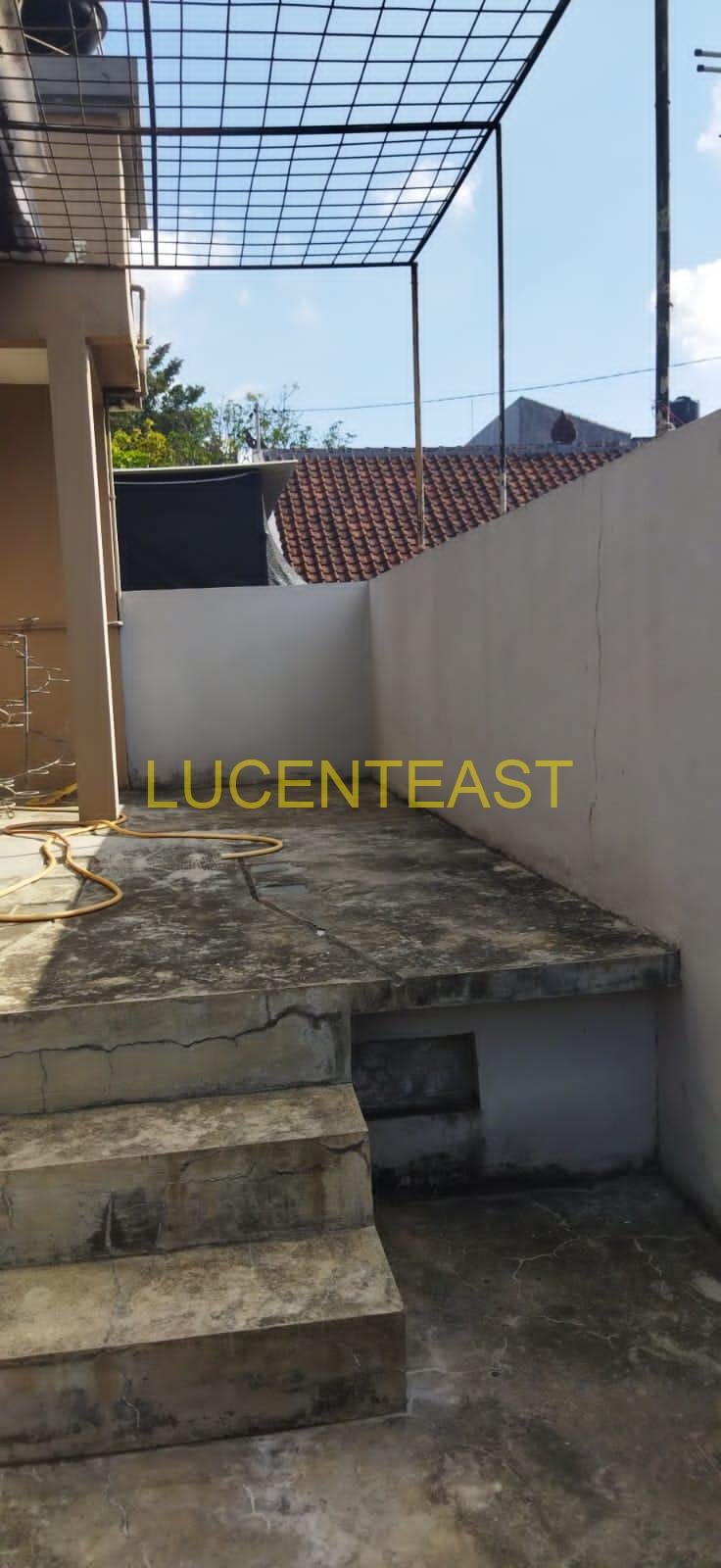 DIJUAL RUMAH LOKASI PUSAT KOTA GATSU BARAT