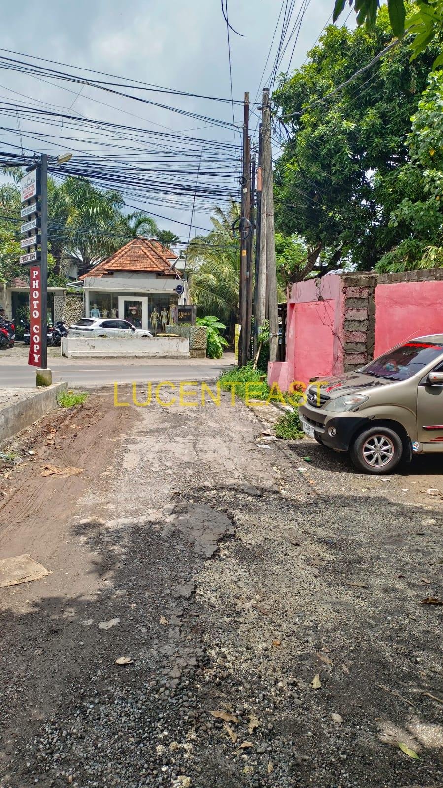 DIKONTRAKKAN TANAH PREMIUM UNGASAN